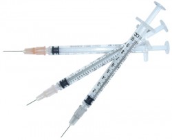 Шприц одноразовый трехкомпонентный с иглой 1 шт. 3 мл